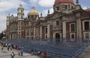 RENTA DE GRADAS PARA CARRERAS